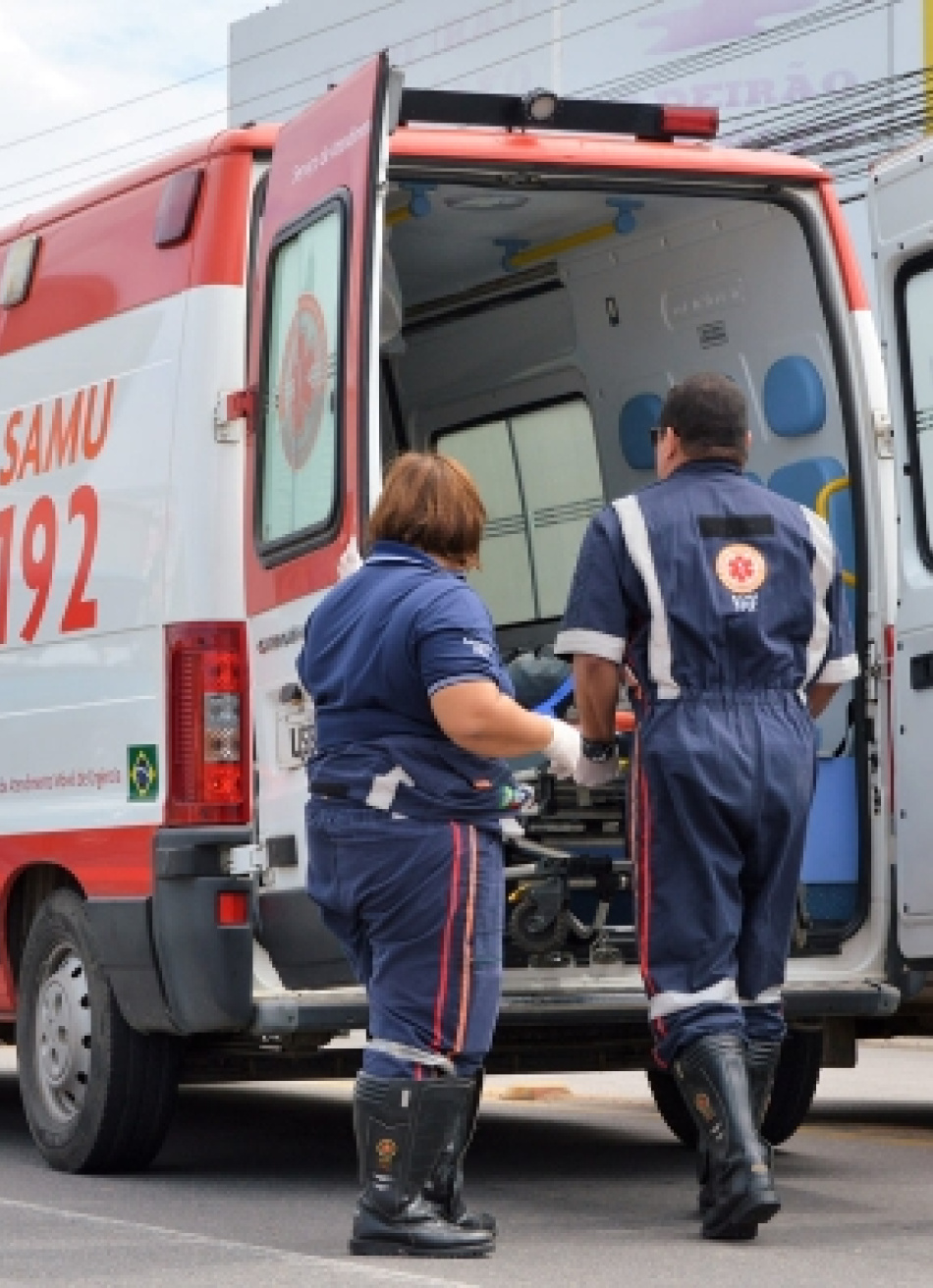 Homem sofre acidente de moto em Conceição do Pará e fica gravemente ferido