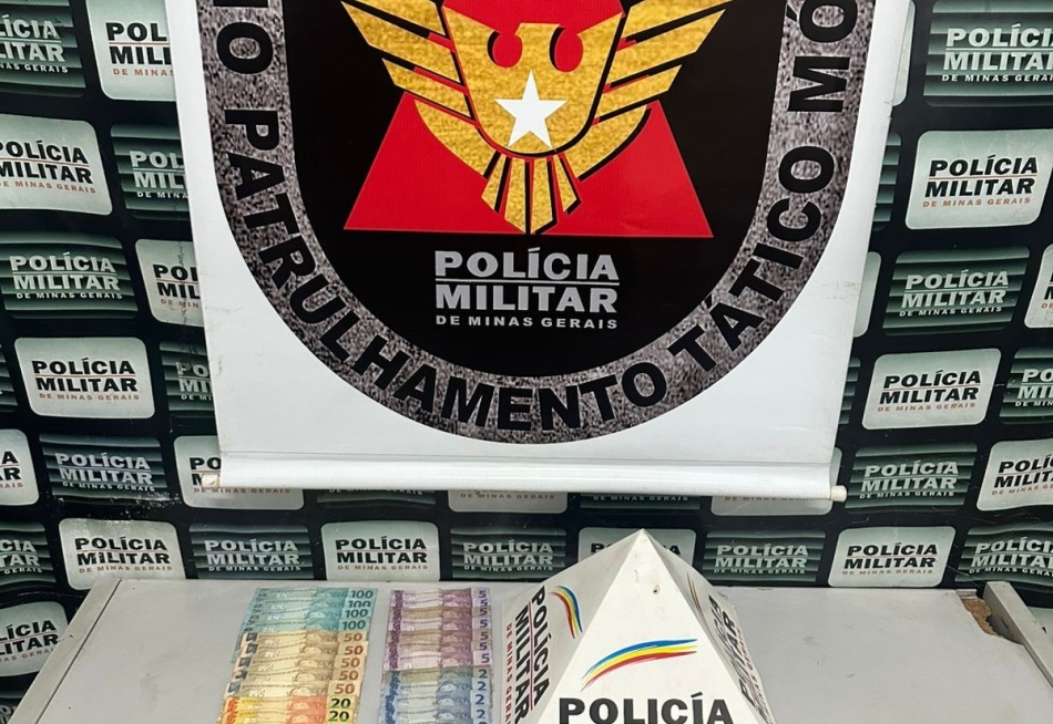 PARÁ DE MINAS - Polícia Militar  prende suspeito de tráfico de drogas.