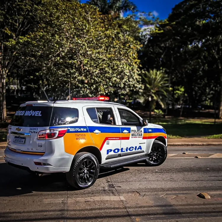 Jovem de 21 anos é preso durante patrulhamento no Residencial Flamboyant