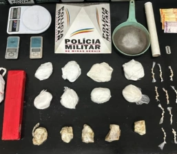 PARÁ DE MINAS – HOMEM É PRESO POR TRÁFICO DE DROGAS