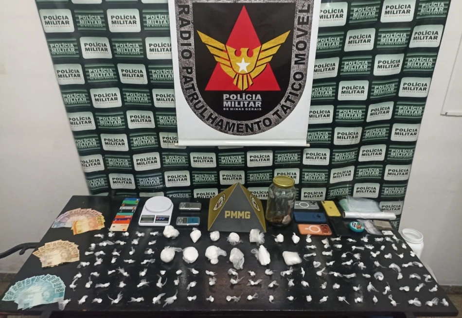 Tráfico intermunicipal é desarticulado pela PM; Três são presos e grande quantidade de drogas é apreendida