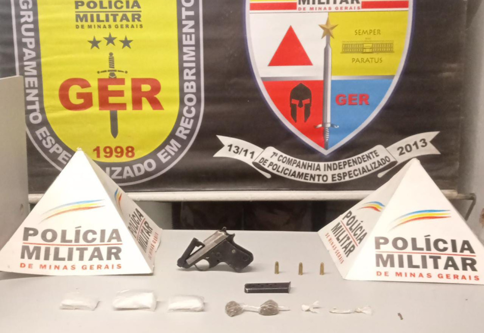 Homem é preso em Divinópolis suspeito de tráfico de drogas e porte ilegal de arma de fogo