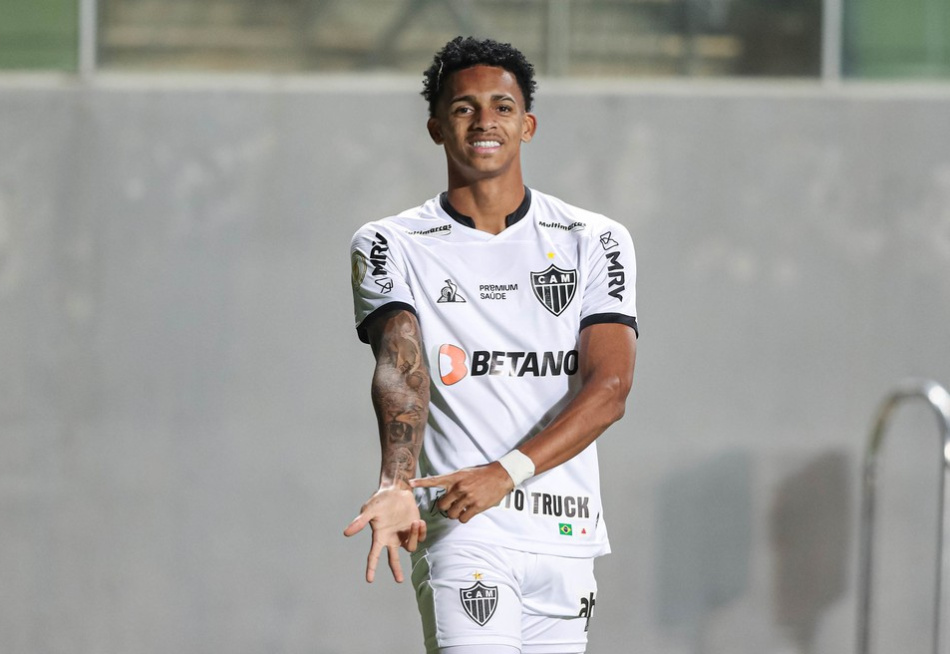 Atlético vence o clássico contra o América por 1 a 0 e Cruzeiro empata com o Botafogo em um jogo de seis gols