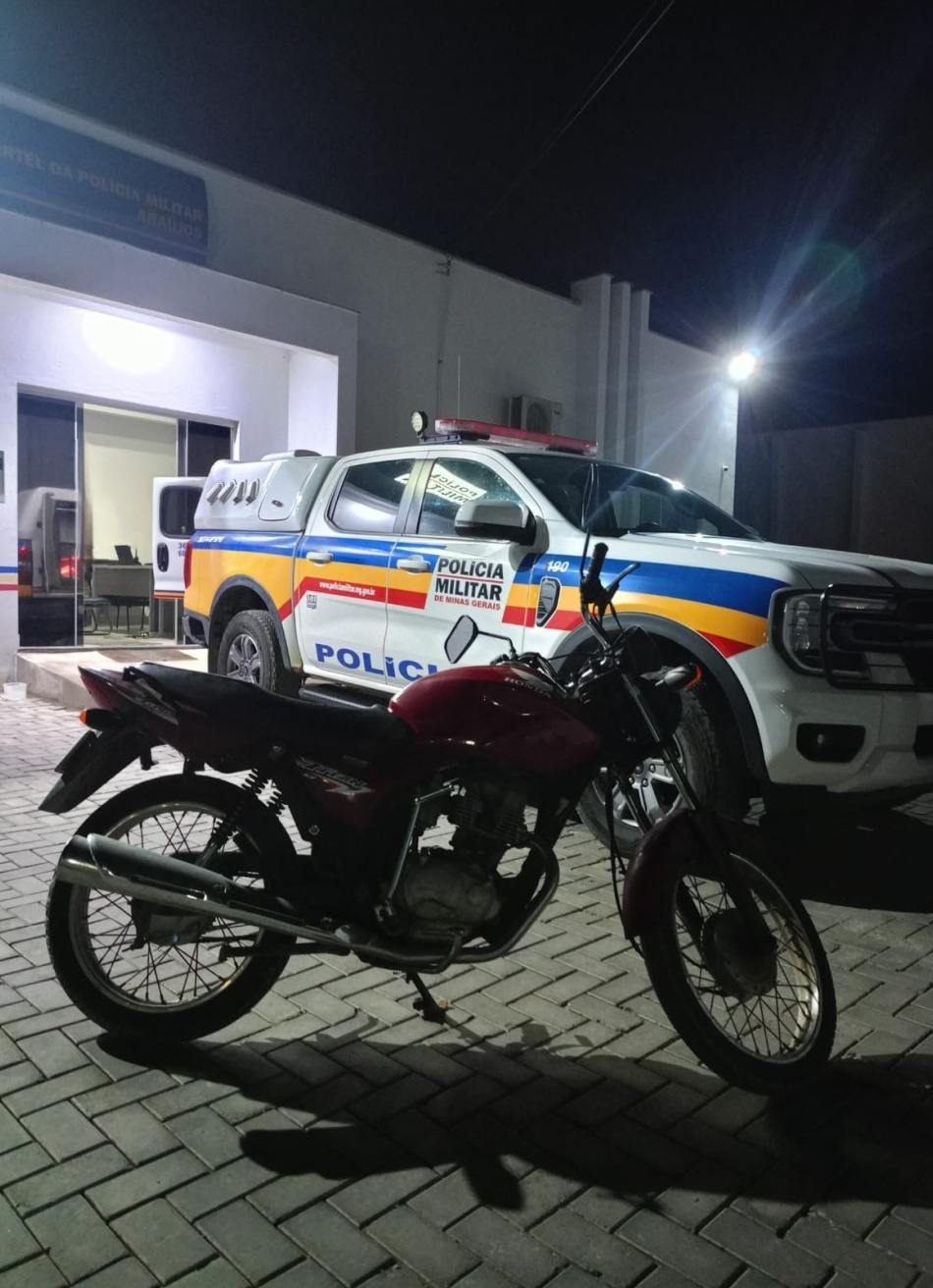 Araújos/MG – Polícia Militar recupera motocicleta furtada e efetua prisão de autor por furto consumado
