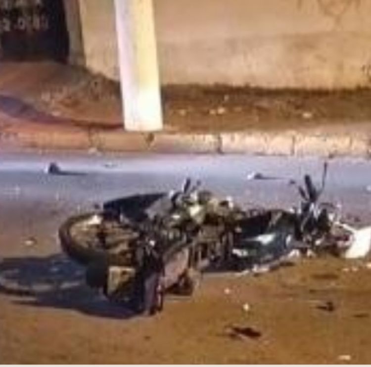 Homem morre depois de bater com a moto em um carro em Pará de Minas