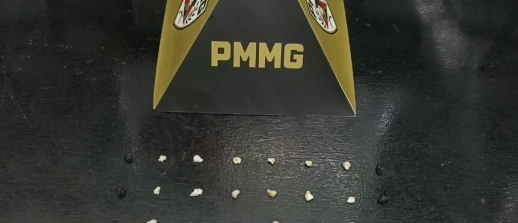 Pará de Minas – Polícia Militar prende suspeito por tráfico de drogas no bairro JK