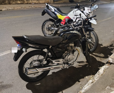 Pitangui/MG – Polícia Militar apreende motocicleta com indícios de adulteração
