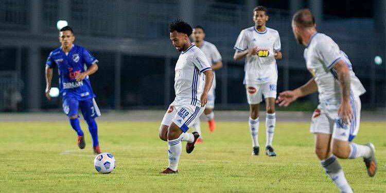 Cruzeiro empatou com o São Raimundo-RR e garantiu vaga na segunda fase da Copa do Brasil