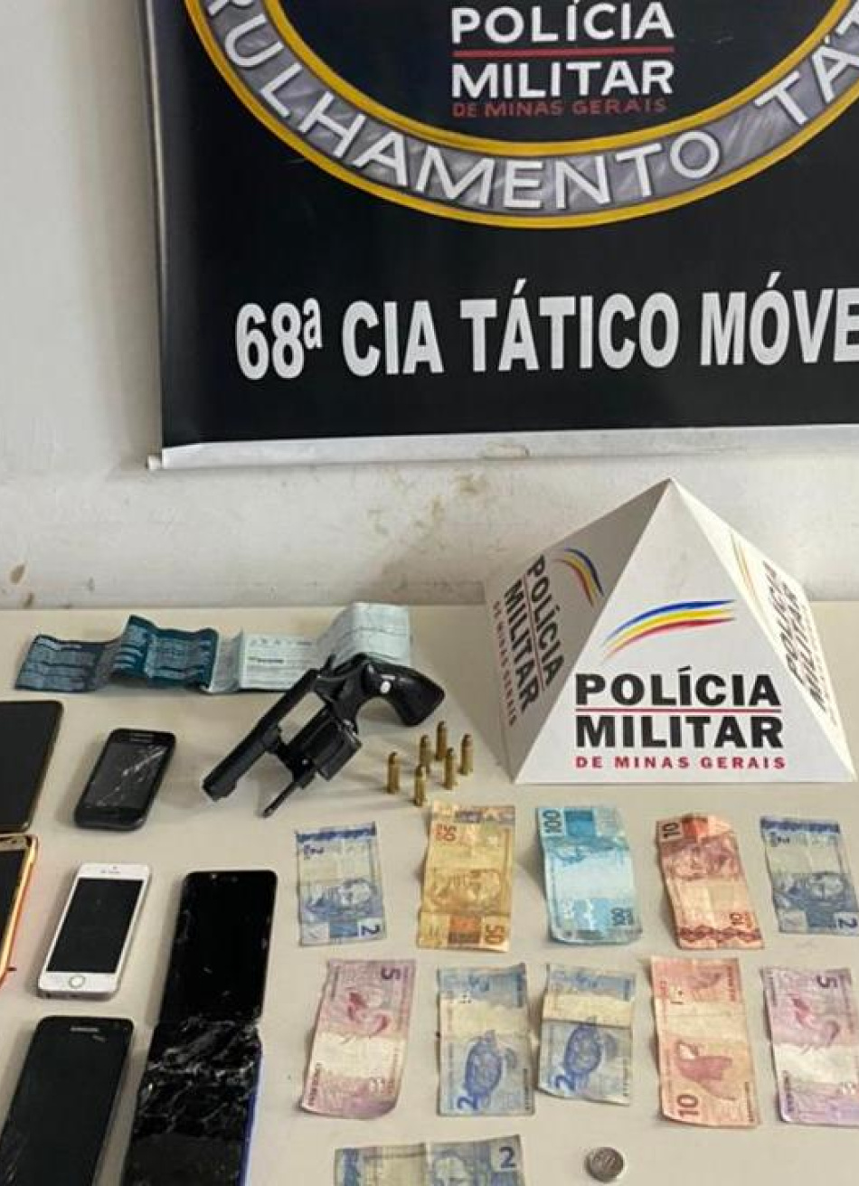 Dupla é presa em Nova Serrana suspeita de porte ilegal de arma de fogo