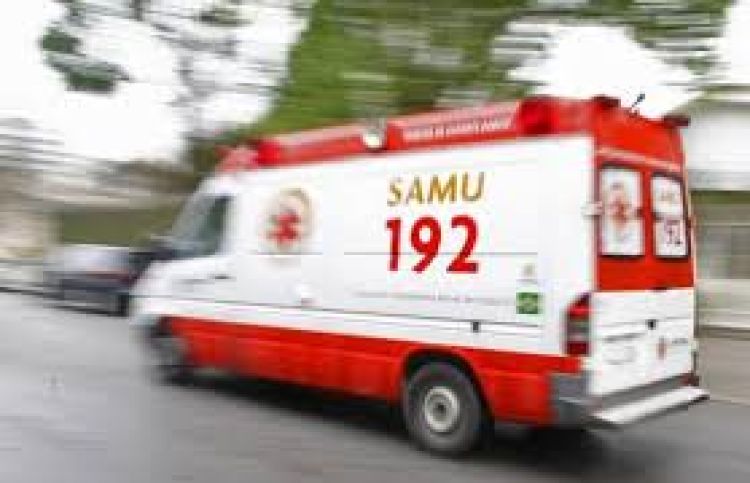 Acidente entre carro e trator provoca a morte de uma criança em Carmo do Cajuru
