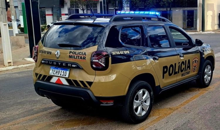 POLÍCIA MILITAR DETÉM MULHER POR USO DE DOCUMENTO FALSO EM AGÊNCIA BANCÁRIA
