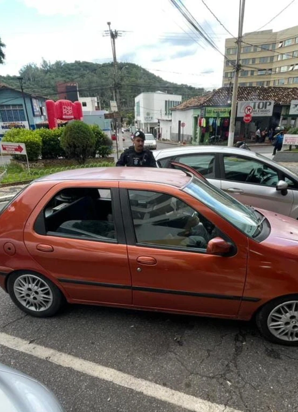Adulteração de sinal identificador e suspeita de clonagem de veículo em Pará de Minas