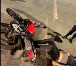 Colisão  entre carro e motocicleta  é registrado na  Av Presidente Vargas