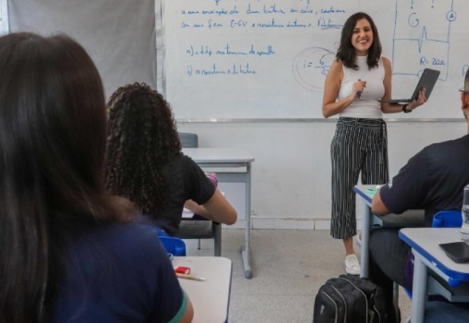 Prazo de inscrição para concurso da Educação em Minas Gerais se encerra às 16h desta quinta-feira (21/8)