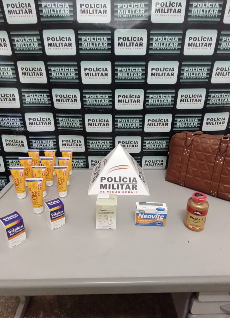 Duas mulheres foram presas em Pará de Minas acusadas de furto em uma farmácia