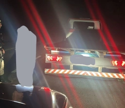 Onça de Pitangui – PM recupera caminhão roubado e aborda suspeitos