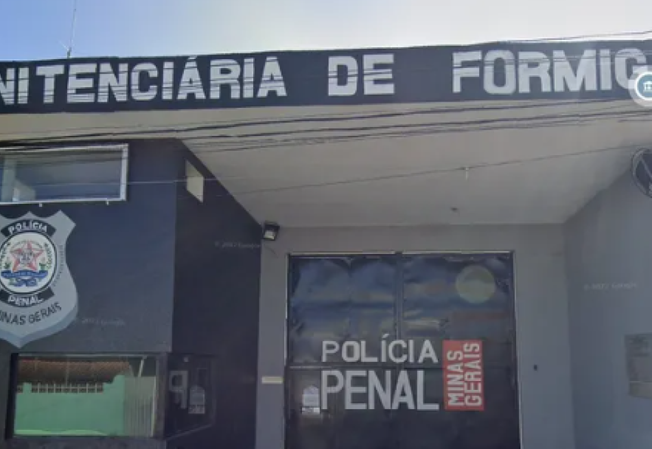 Detento é assassinado em cela e corpo é localizado no banheiro de penitenciária em Minas Gerais