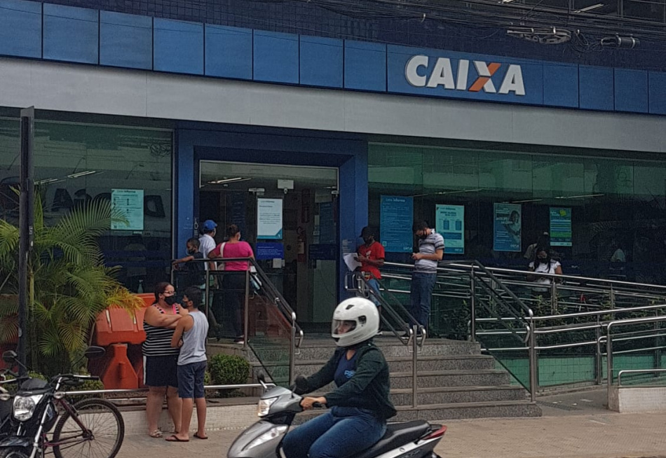 Caixa voltará a atender nos horários anteriores à pandemia da Covid-19 a partir desta terça-feira