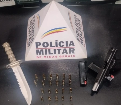 Homem é preso por porte ilegal de arma na BR-352, em Onça do Pitangui