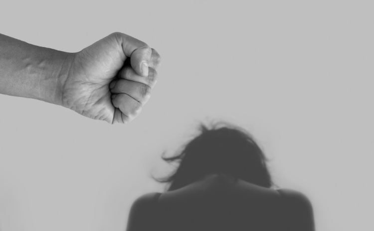 NOVA SERRANA/MG – POLÍCIA MILITAR PRENDE AUTOR DE TENTATIVA DE FEMINICÍDIO