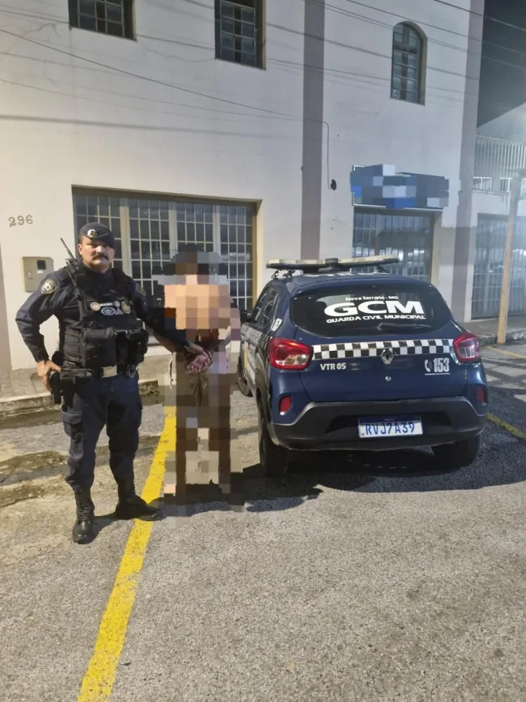 Homem é preso após agredir companheira com uso de cão em Nova Serrana