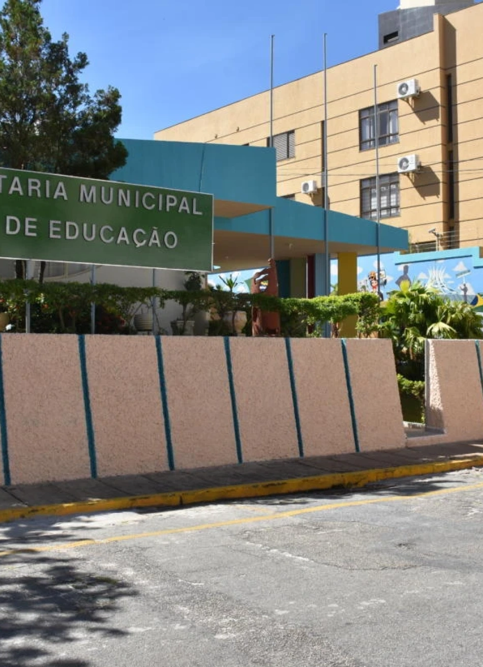 Secretaria de Educação emite nota sobre caso envolvendo aluno da rede municipal