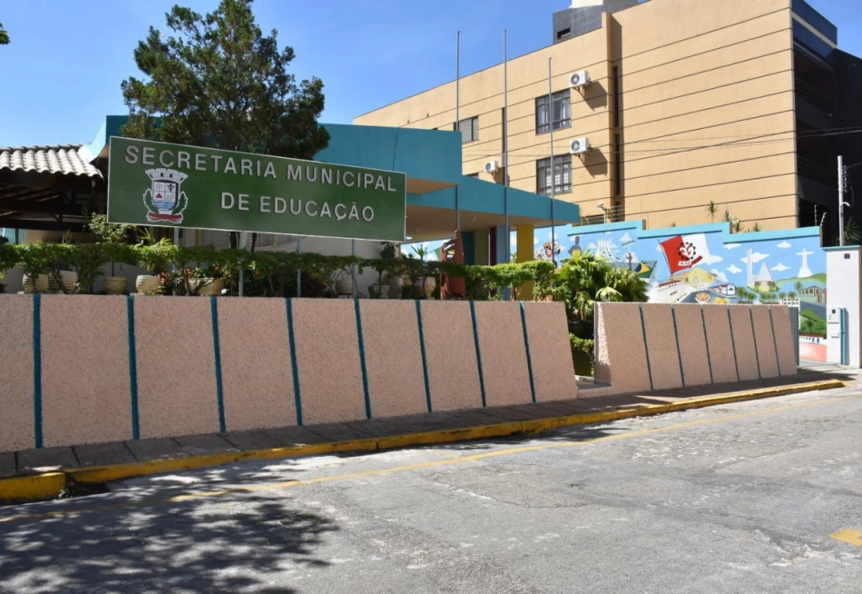 Secretaria de Educação emite nota sobre caso envolvendo aluno da rede municipal