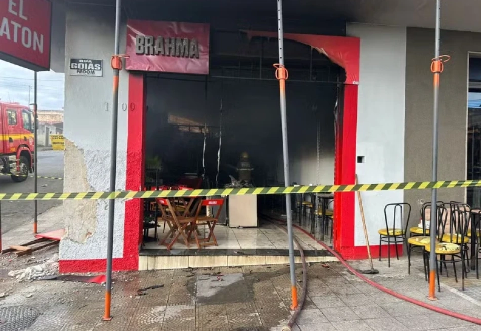 Incêndio atinge bar no bairro Santo Antônio, em Divinópolis