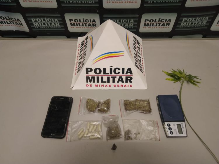 PM prende dois homens no bairro São Pedro por tráfico de drogas