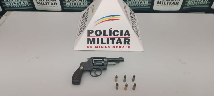 PM RETIRA MAIS UMA ARMA IRREGULAR DAS RUAS.