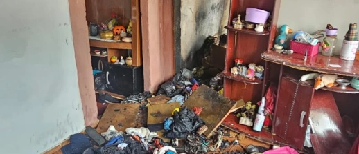 Incêndio atinge residência no bairro Padre Libério, em Pará de Minas