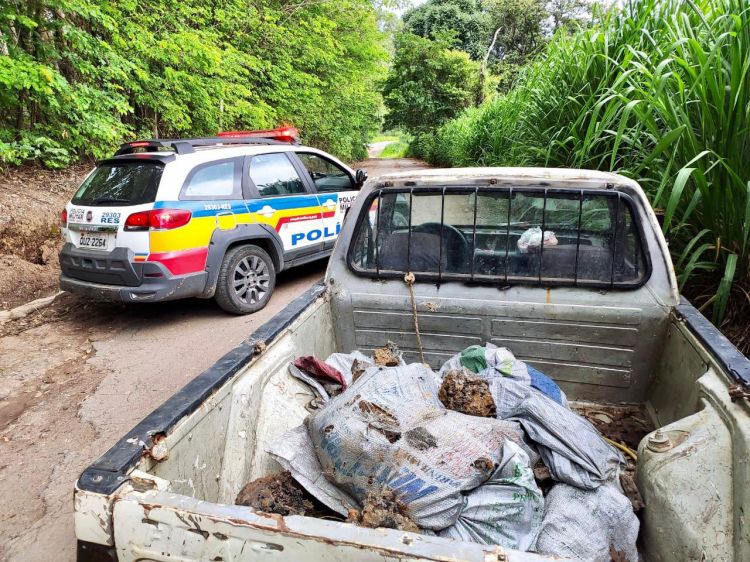 Polícia Militar recupera ferro gusa roubado em Divinópolis
