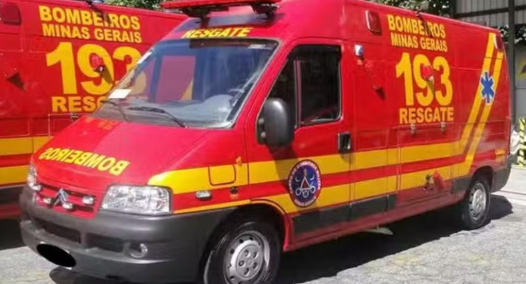 Vítima de colisão entre motocicletas