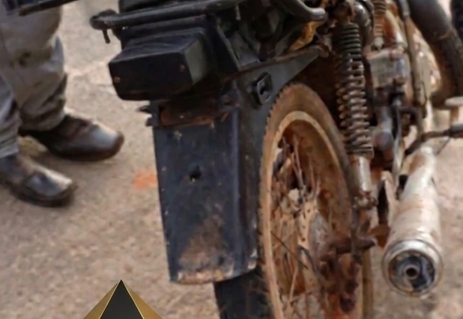 Motocicleta com suspeita de adulteração é apreendida e homem é preso pela Polícia Militar em Pitangui