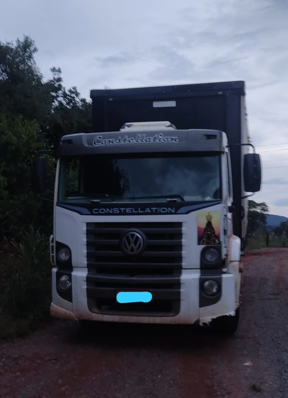 Pequi – PM recupera caminhão roubado na MG-060