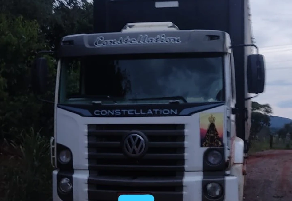 Pequi – PM recupera caminhão roubado na MG-060