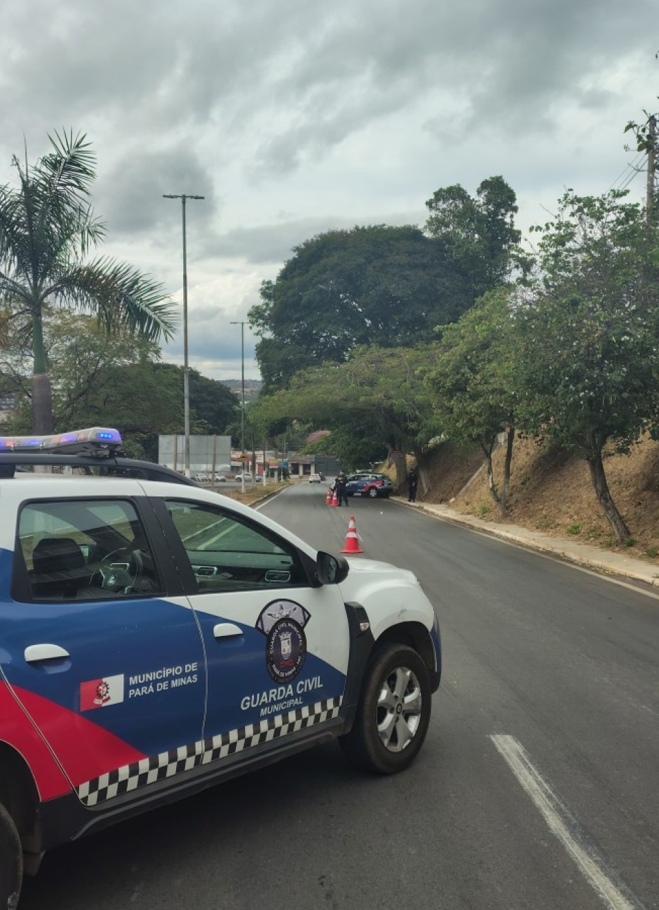 Guarda Civil Municipal e Departamento de Trânsito realizaram operação de fiscalização de transporte de passageiros