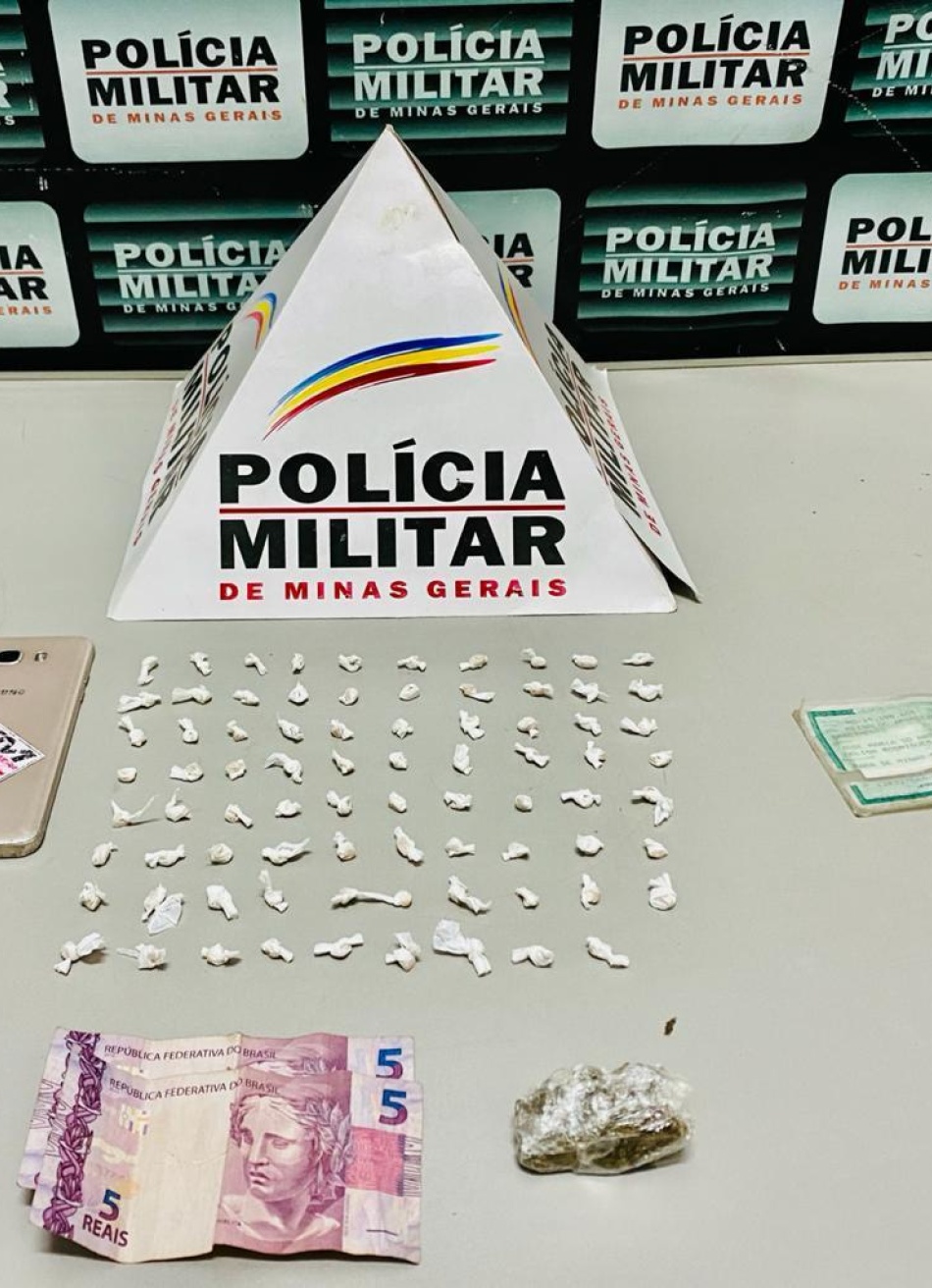 Polícia Militar prende homem que fazia tráfico de drogas no bairro Providência, em Pará de Minas