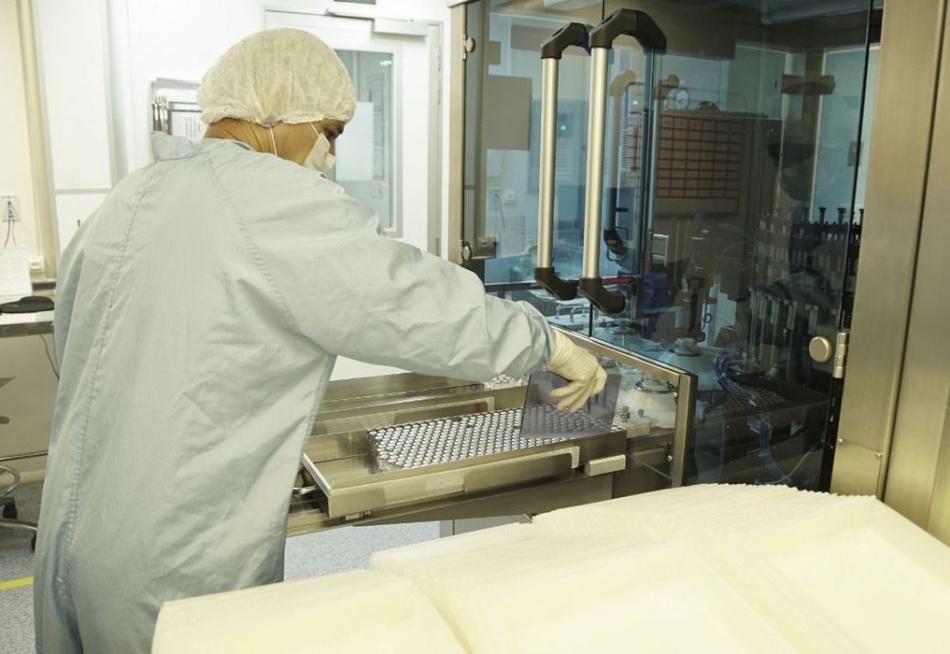 Fiocruz prevê produção de 1 milhão de vacinas por dia até o final do mês de março