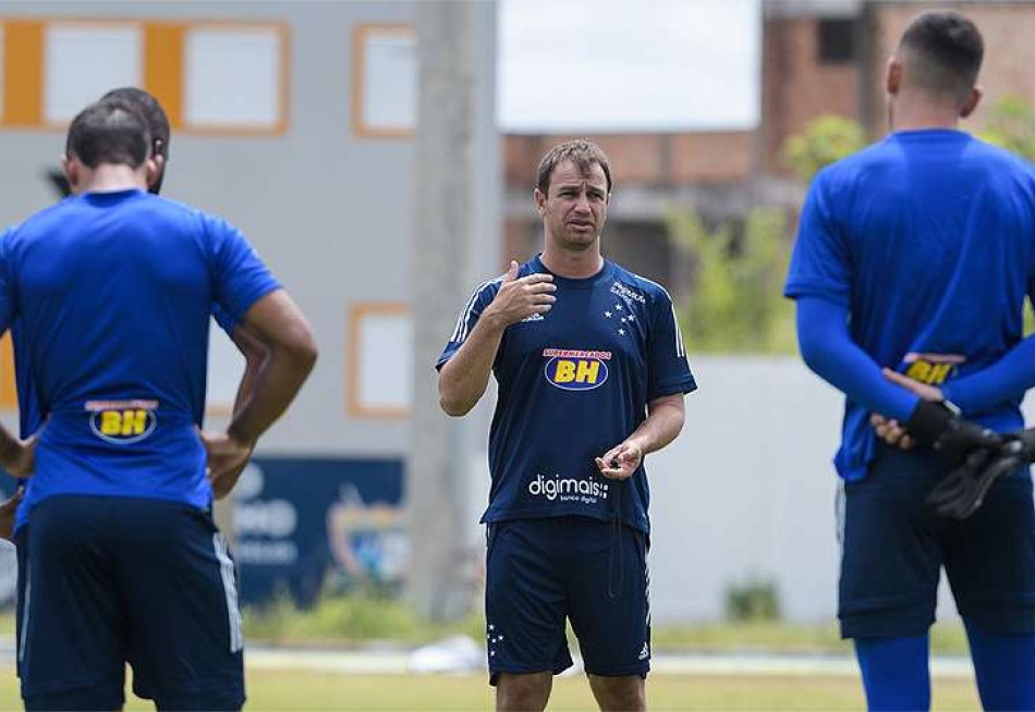 Cruzeiro pega o São Raimundo-RR e inicia caminhada pelo sétimo título da Copa do Brasil
