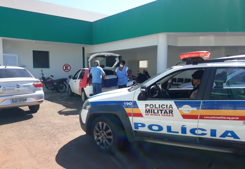 Militares da 19ª Cia realizam a escolta de remessa de vacinas contra a Covid-19 para Pará de Minas e cidades vizinhas