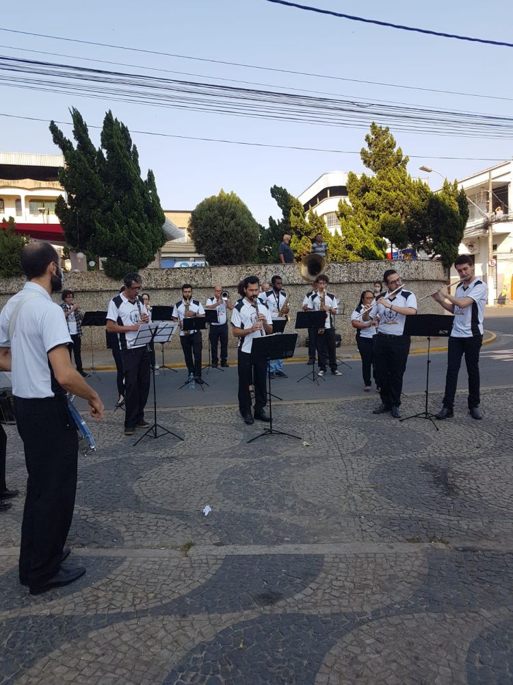 Missa e hasteamento de bandeiras marcam em Pará de Minas a celebração do 7 de setembro