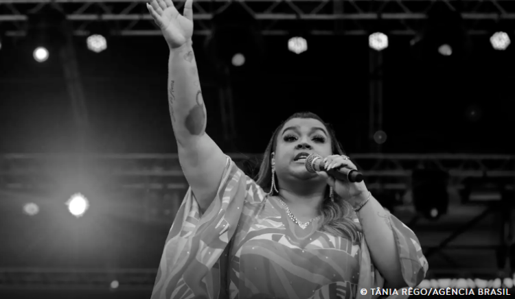 Preta Gil recebe homenagens após seu falecimento