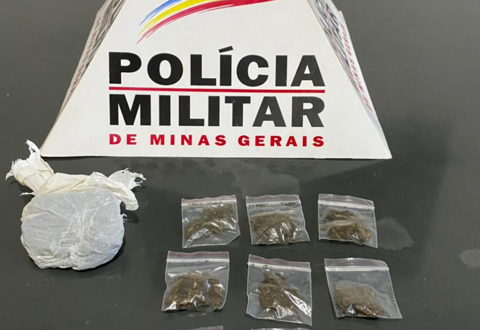 Adolescentes são apreendidos em Papagaios suspeitos de tráfico de drogas