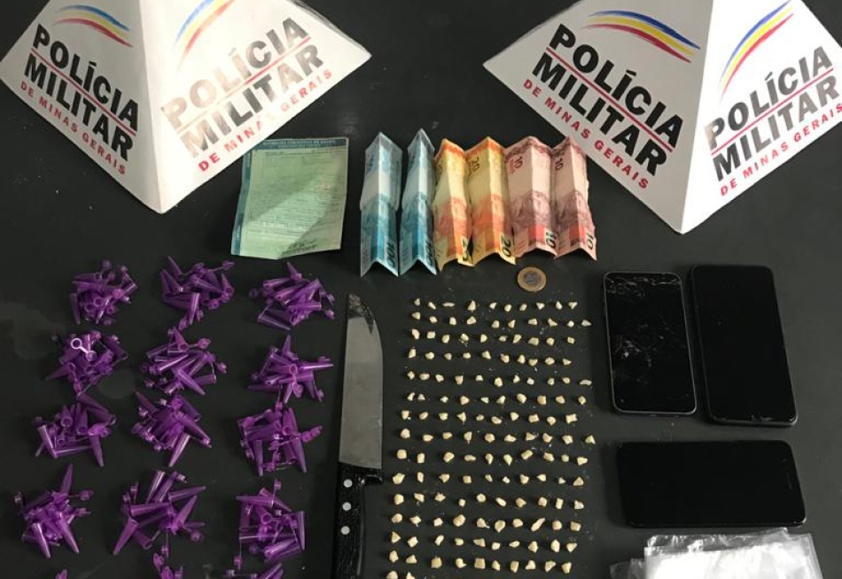 Dupla é detida em Papagaios acusada de tráfico de drogas