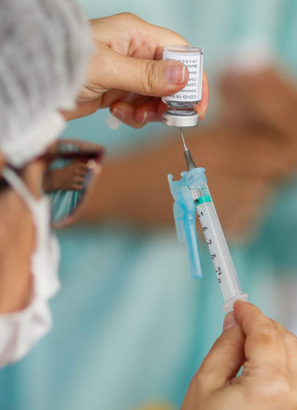 Pará de Minas vai receber mais de 4.200 doses das vacinas da AstraZeneca e Pfizer de combate à Covid-19