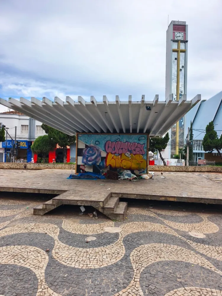GCM realiza operação presença e orientação na Praça da Matriz, em Pará de Minas