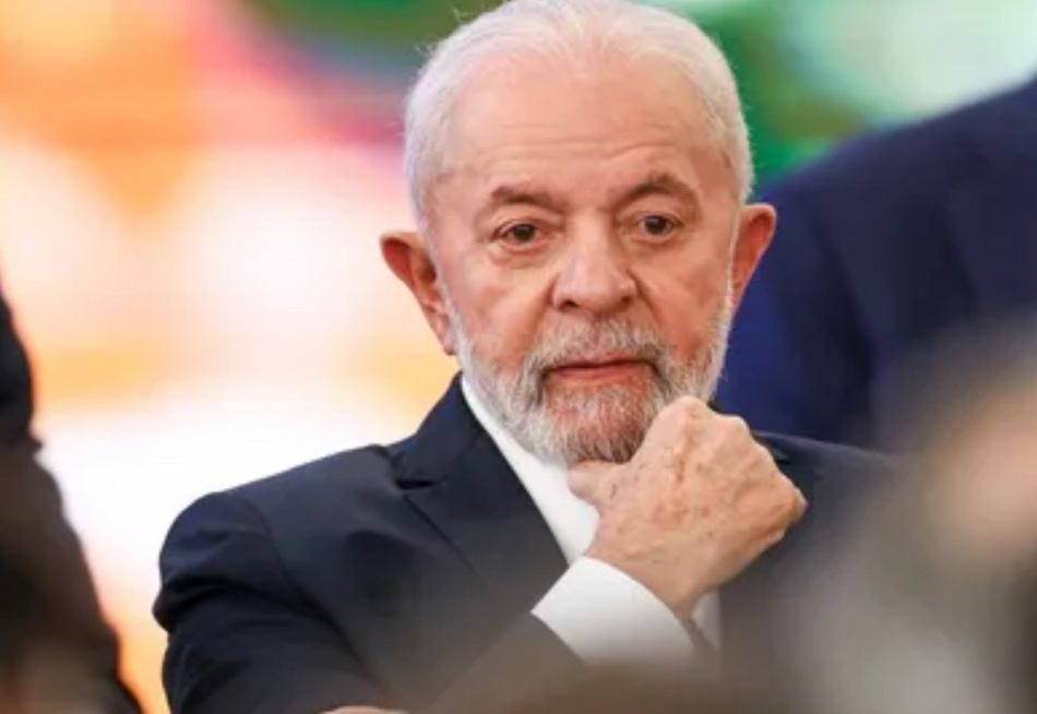 Lula passa por cirurgia de emergência em São Paulo após hemorragia cerebral