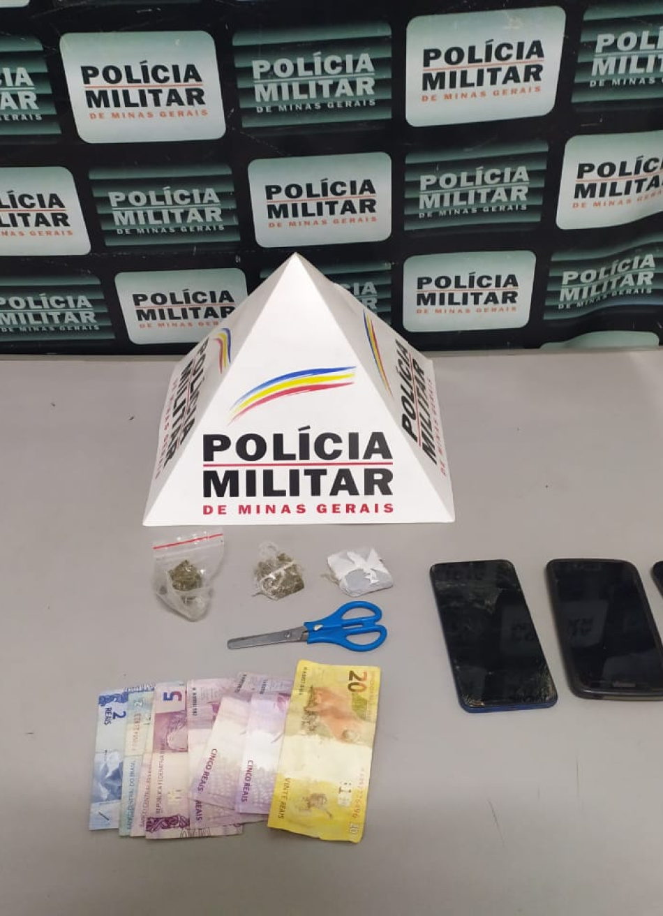 Trio é preso no bairro Dom Bosco com três tabletes de maconha e uma quantia em dinheiro