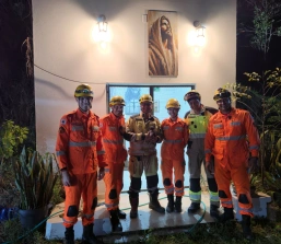 Bombeiros resgatam filhote após seis horas de operação em poço de 18 metros em Igaratinga